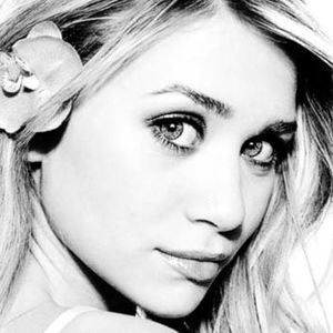 Meet your Posher, Sawaira